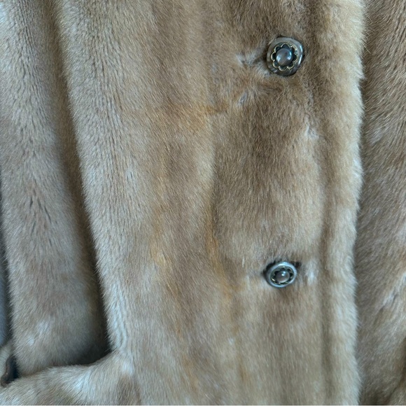 Vintage Fur Coat - Picture 6 of 8